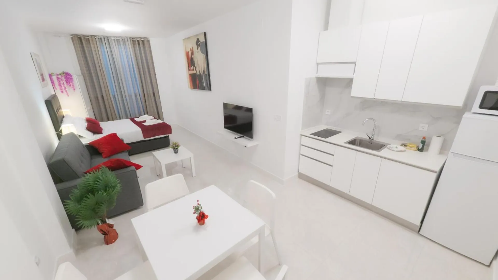 Апартаменты Rental San Luis Севилья