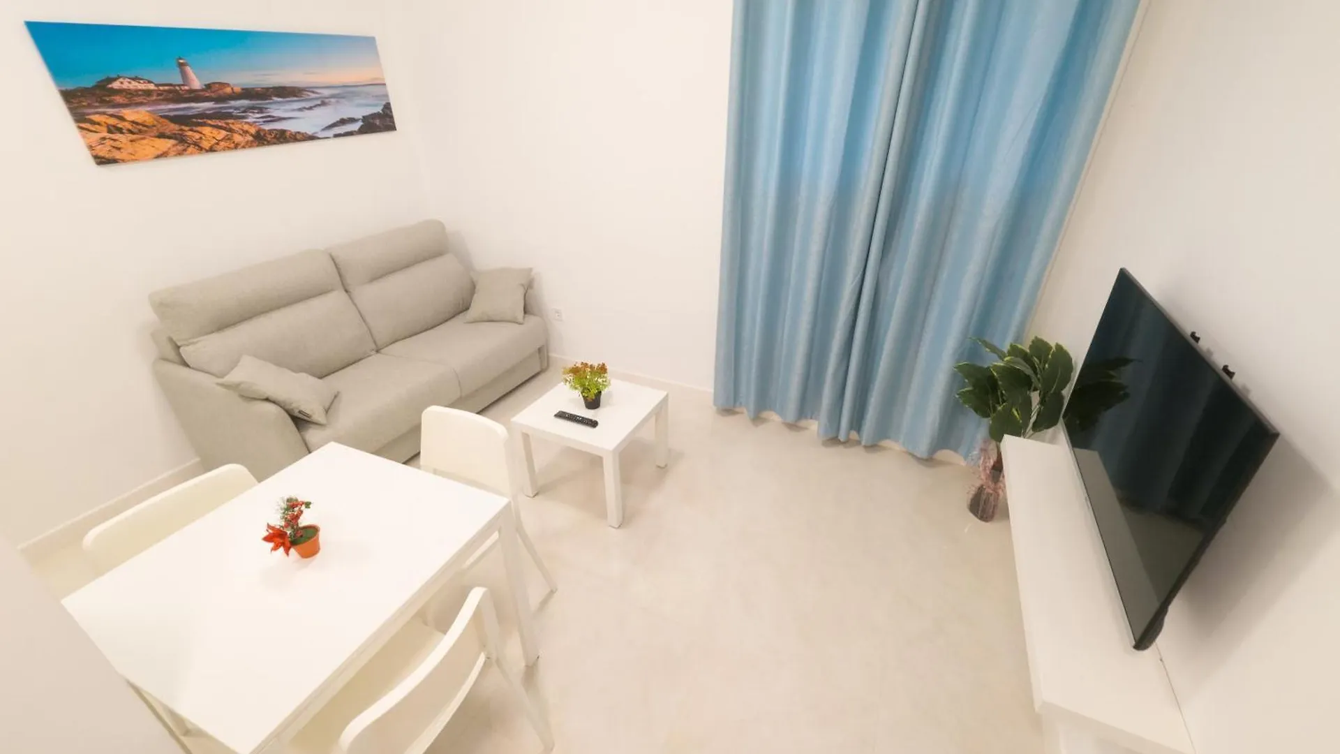 Апартаменты Rental San Luis Севилья