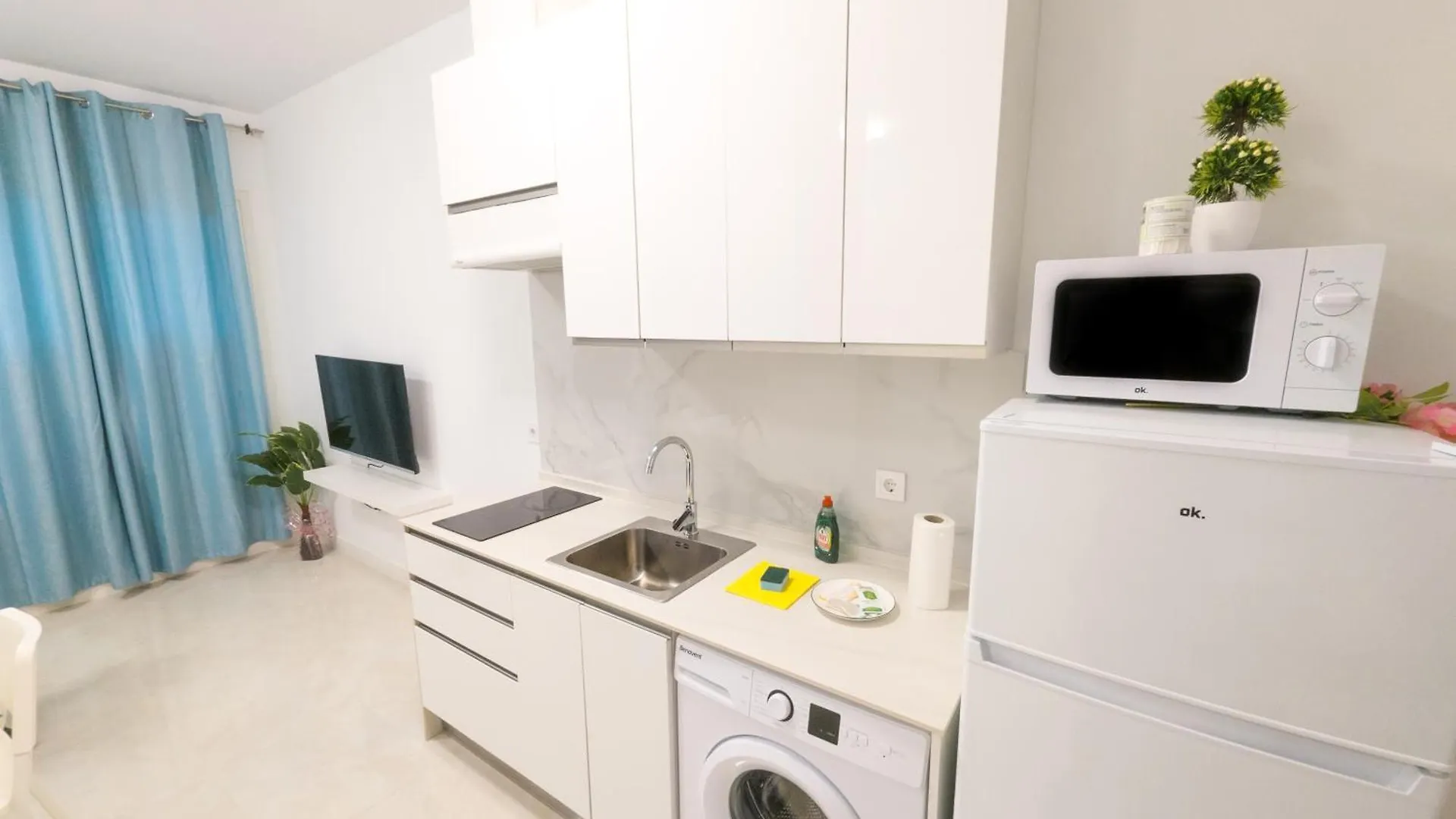 Rental San Luis Seville 0*,  Spain