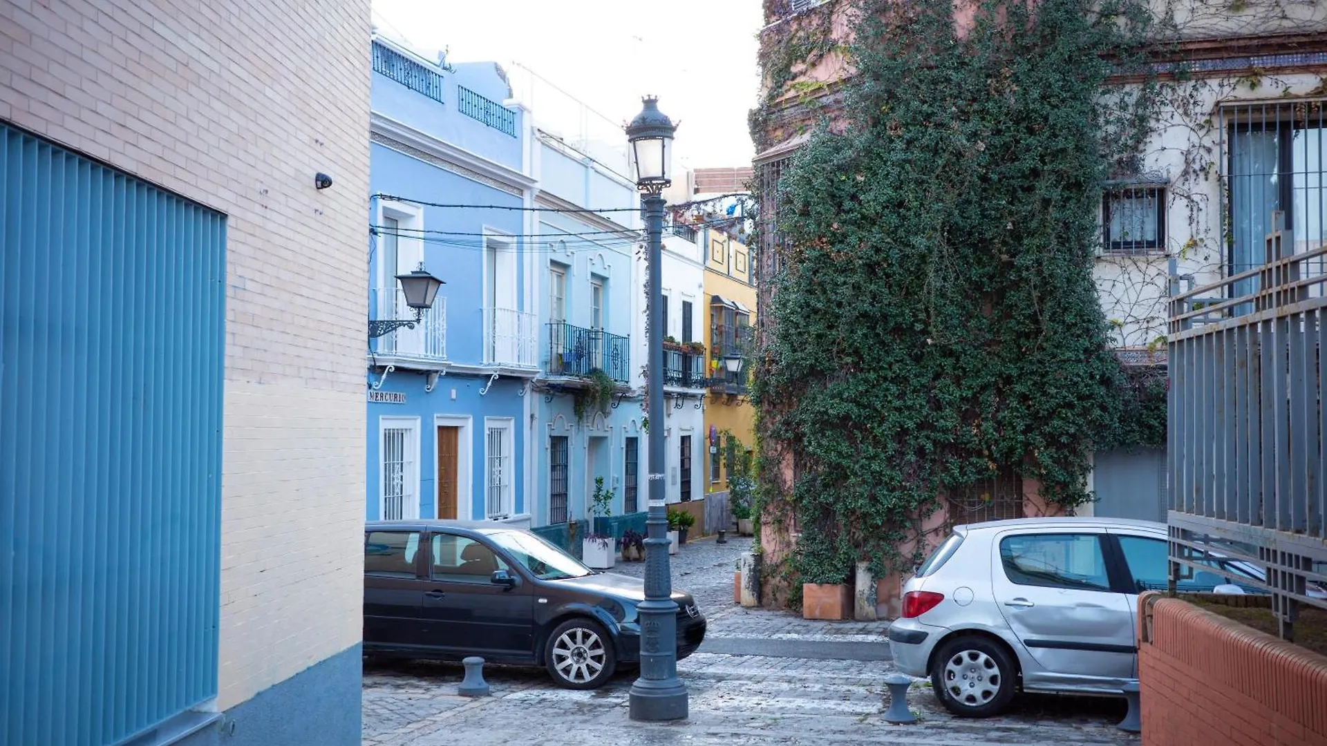 Rental San Luis Seville Spain